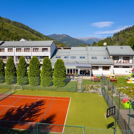 Hotel Bystra 3*